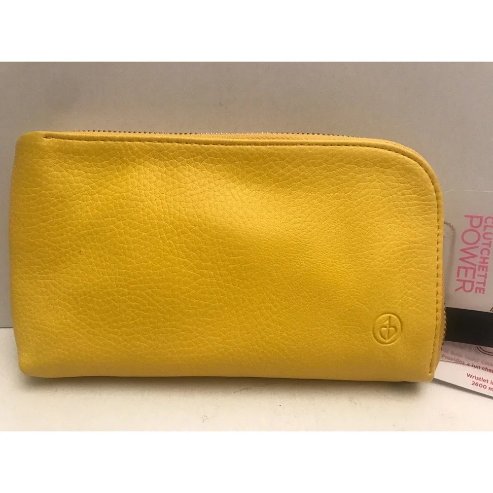 CHIC BUDS Wristlet Power Charging Purse Wallet Clutch Yellow NWT Women's NEW A24